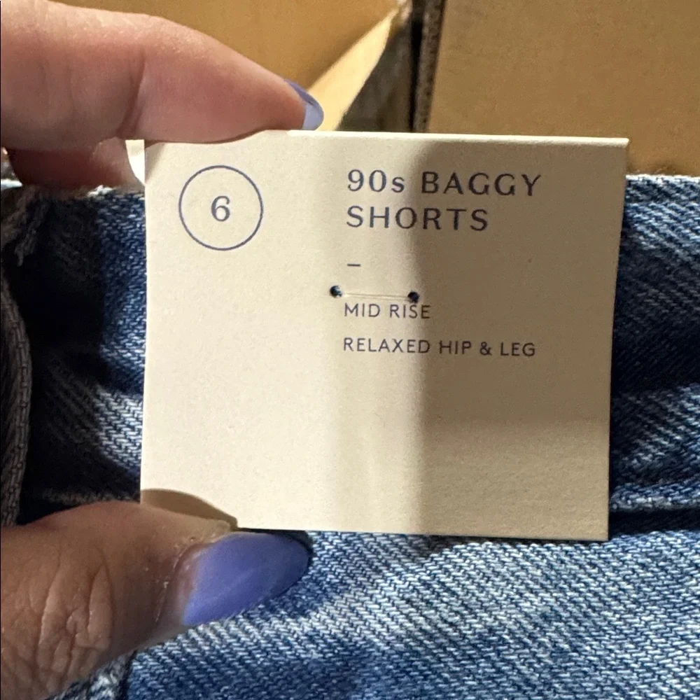 Universal Thread Light Blue Jean Shorts size 6 - Picture 4 of 7